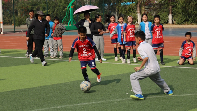 开云体育下载-绿茵逐梦向未来 西昌航天学校年度校园足球联赛开幕|校园文化|西昌市|四川省|精神|学子_新浪新闻